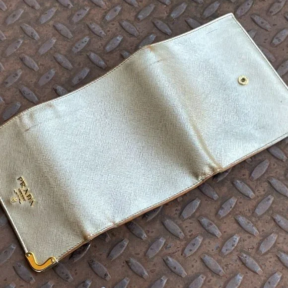 Prada Wallet Tri Fold Gold Tone Leather Card Holder Purse Made in Italy authenti - Picture 10 of 14